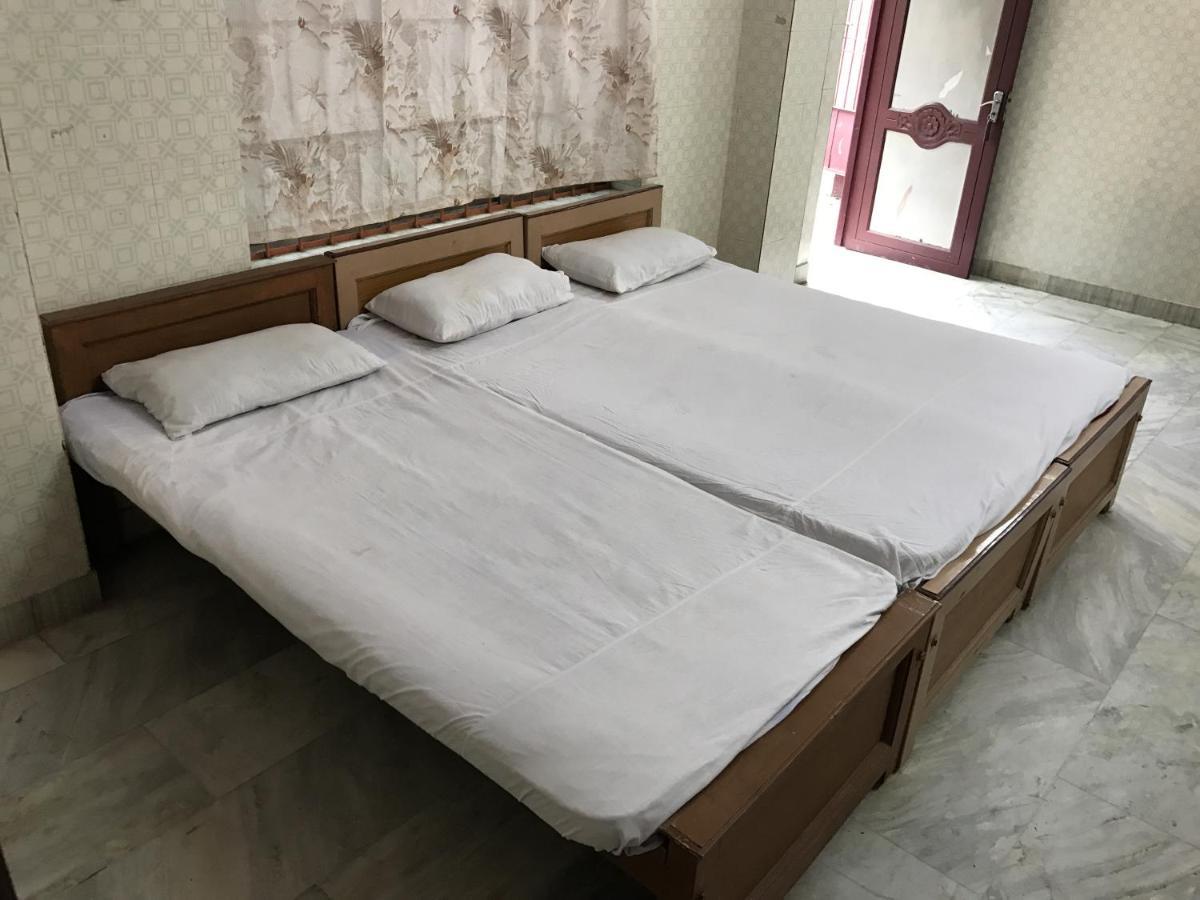 Sr Mahal & Lodge Kumbakonam Ngoại thất bức ảnh