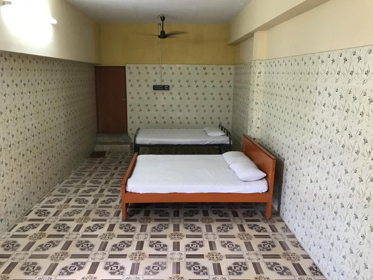 Sr Mahal & Lodge Kumbakonam Ngoại thất bức ảnh